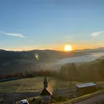 Semesterbostad Japaner Haus Weitenbach