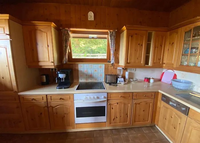 Japaner Haus בית נופש *